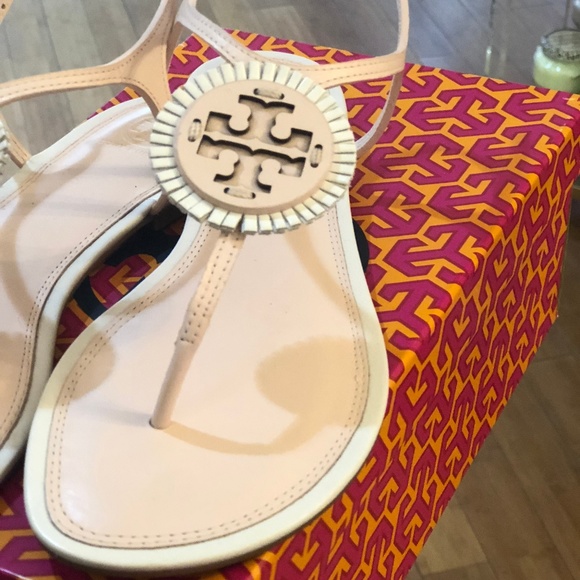 Tory Burch Sandals - Picture 1 of 4